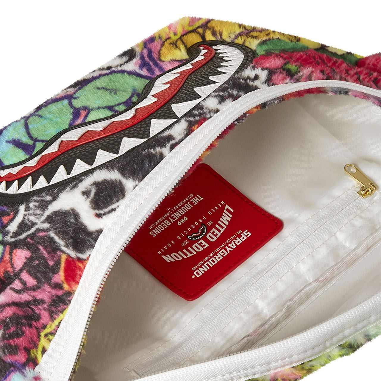 Fur Graff Pouch