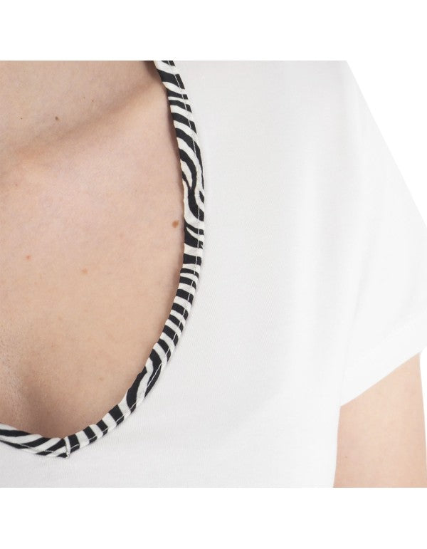 White Zebra V Collar T-Shirt