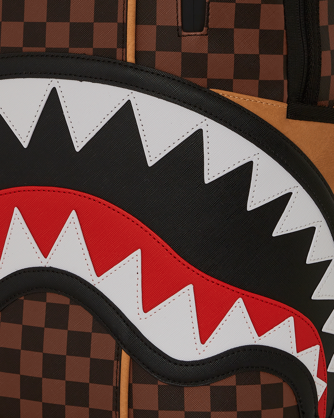 Hennyville Dlxsv Backpack