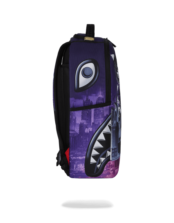 Cat Woman In The City Dlxr Backpack