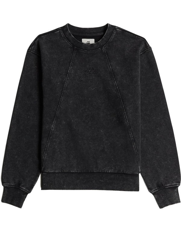 Washed A Line Script Sw Wmn Dk Black Smokey Gd. Sweatshirt