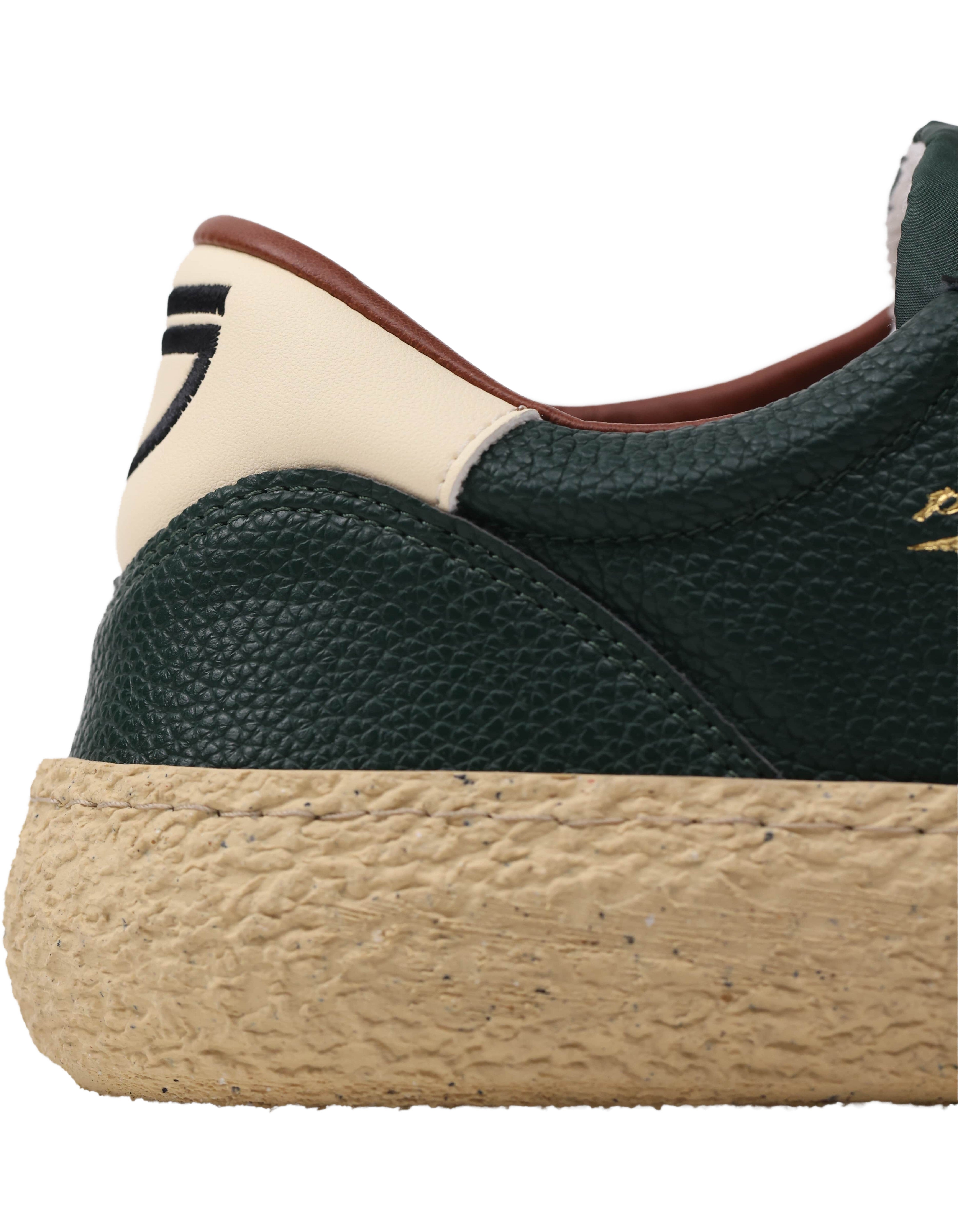 1.01 Vintage Hedge