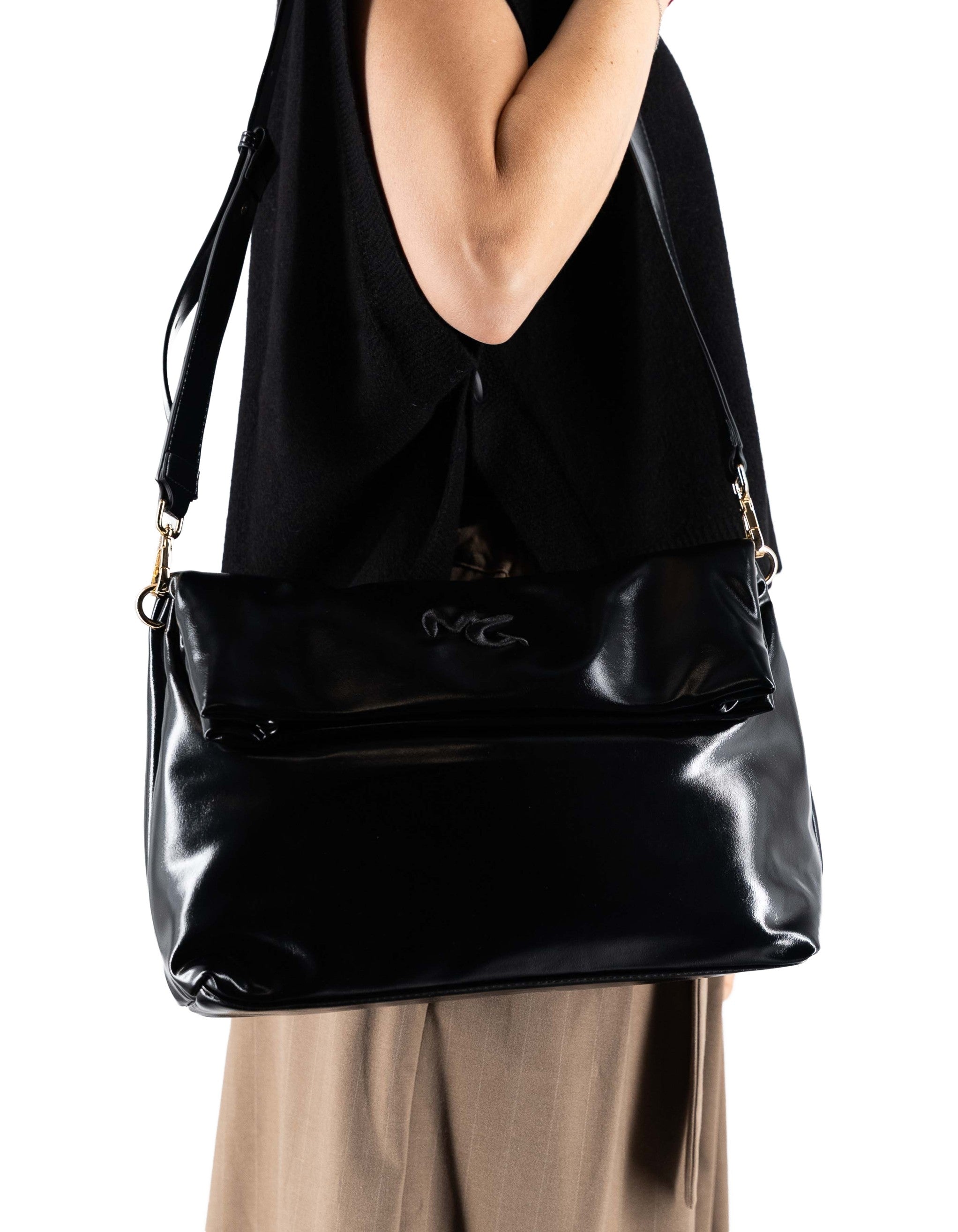 Black Glossy Folded Sac Bag