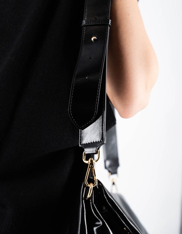 Black Glossy Folded Sac Bag