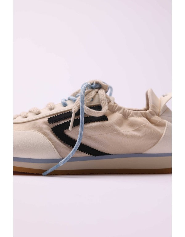 Unisex 6.02 Panther Cotton Candy Sneaker