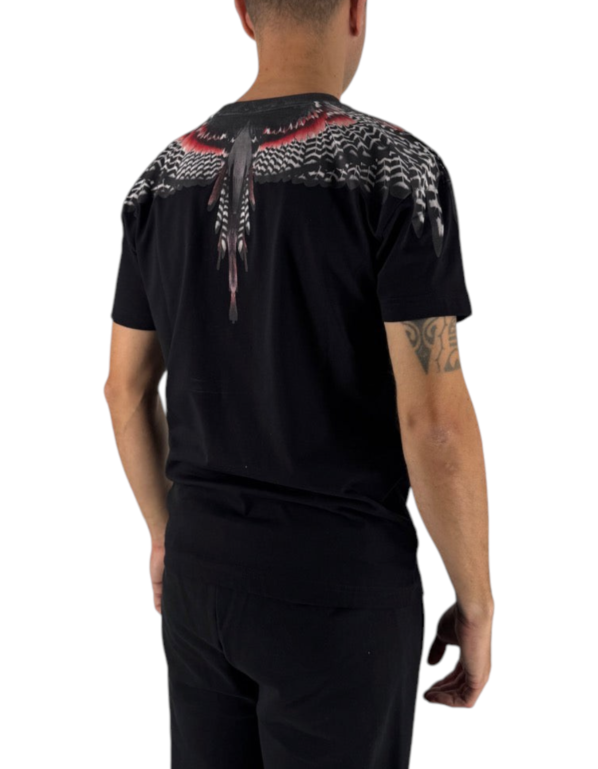 T-shirt nera in cotone DevidLabel Marcelo Burlon County Of Milan con iconica stampa ali sulle spalle vista posteriore