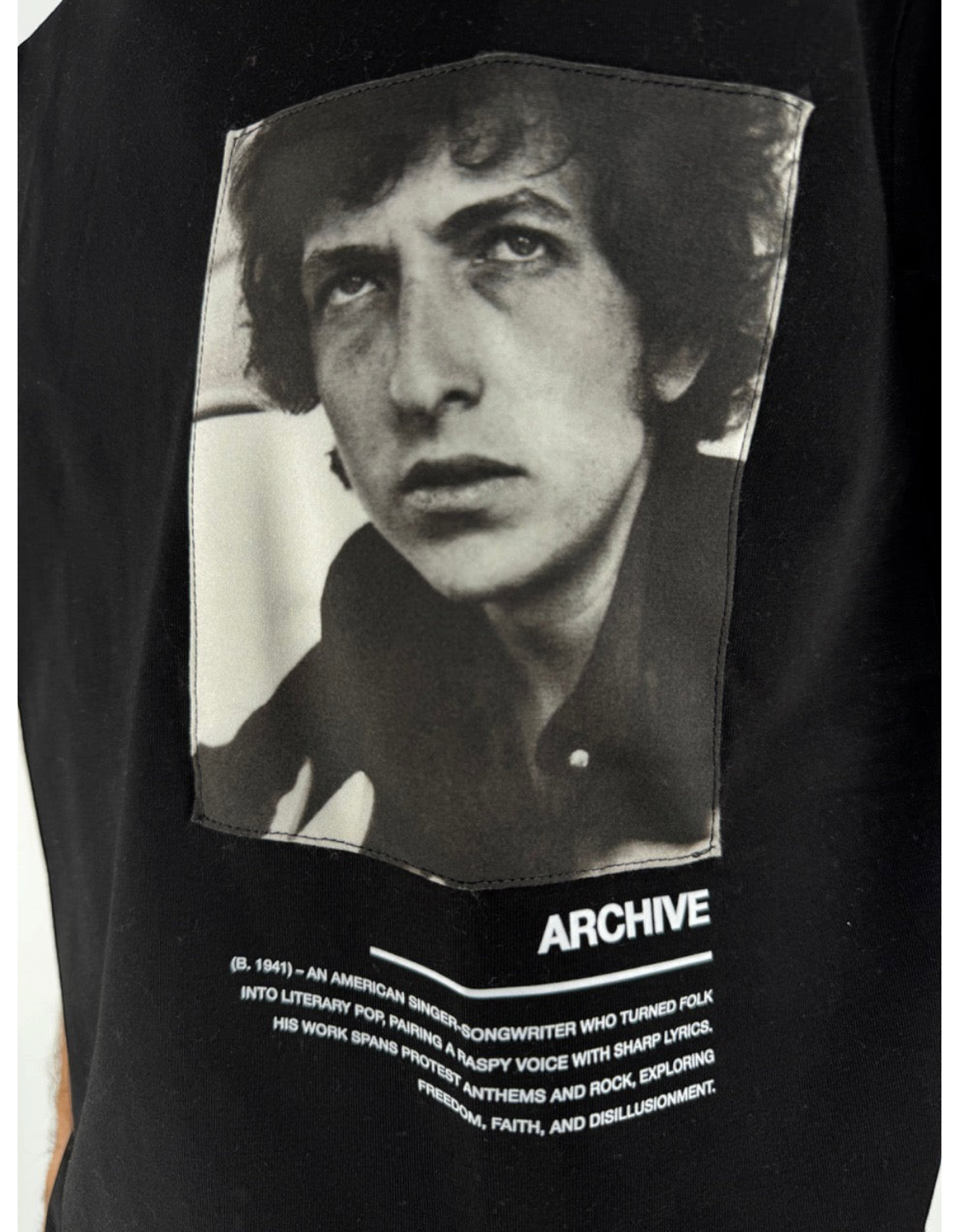 T-shirt nera in cotone Ko Samui con stampa fotografica di Bob Dylan e dettagli grafici in stile archivio