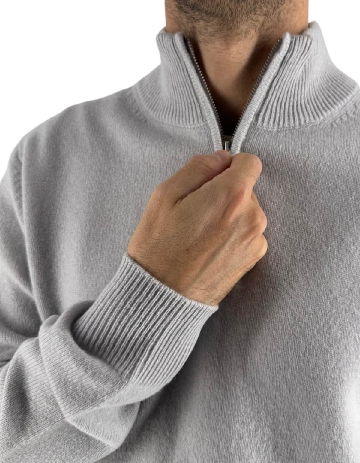 Maglione DevidLabel Jermyn half-zip in lana d'agnello color pietra con collo alto a costine indossato da uomo
