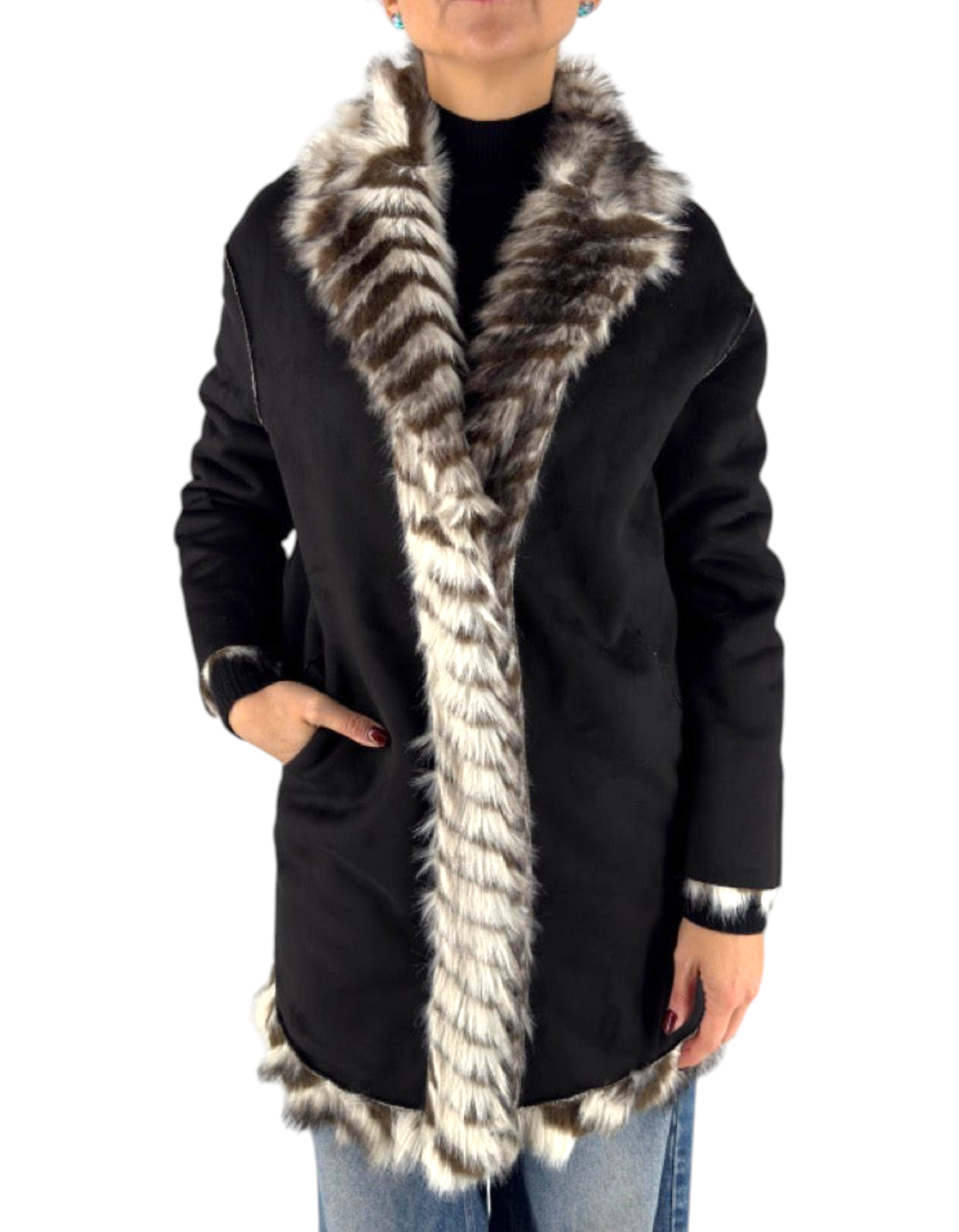 Cappotto reversibile nero effetto suede con bordo in pelliccia sintetica a motivo zig zag bianco e grigio