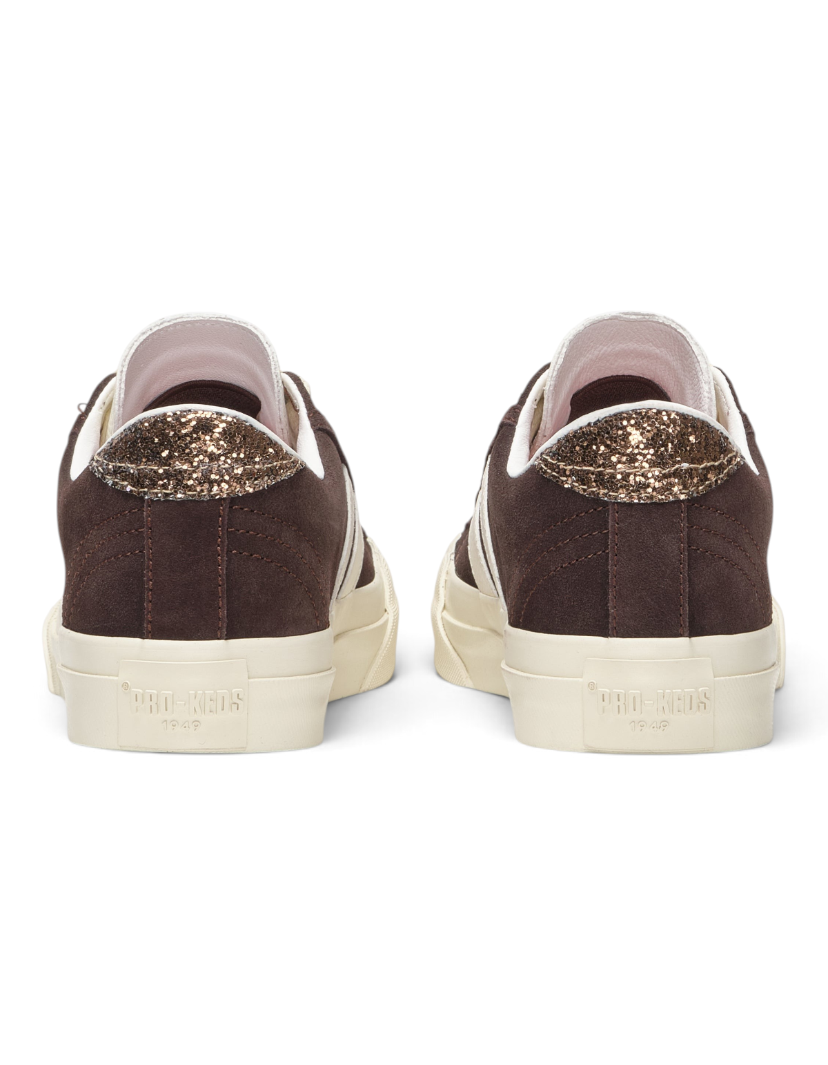 Vista posteriore delle sneaker DevidLabel Pro-Keds Royal Classic in suede color prugna e crema con dettagli glitter