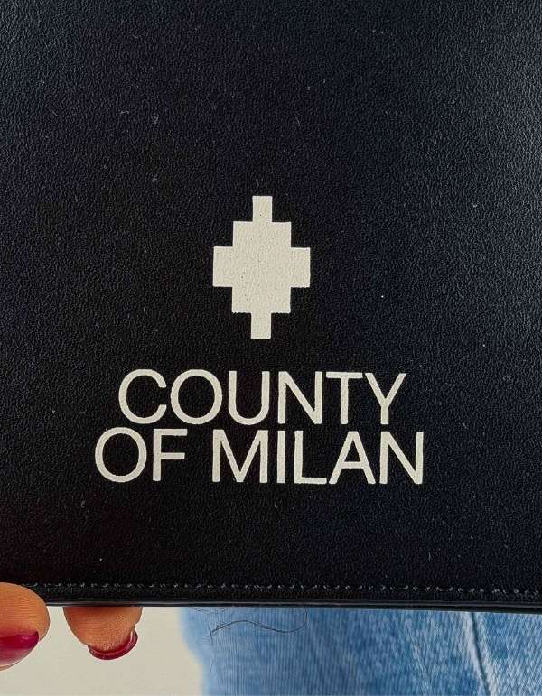 Marcelo Burlon - County Of Milan Mini Pochette black/ White – dettaglio prodotto 3 – Master SKU MBU_COMAS260339UNICA0888_UNICABLACK_WHITE