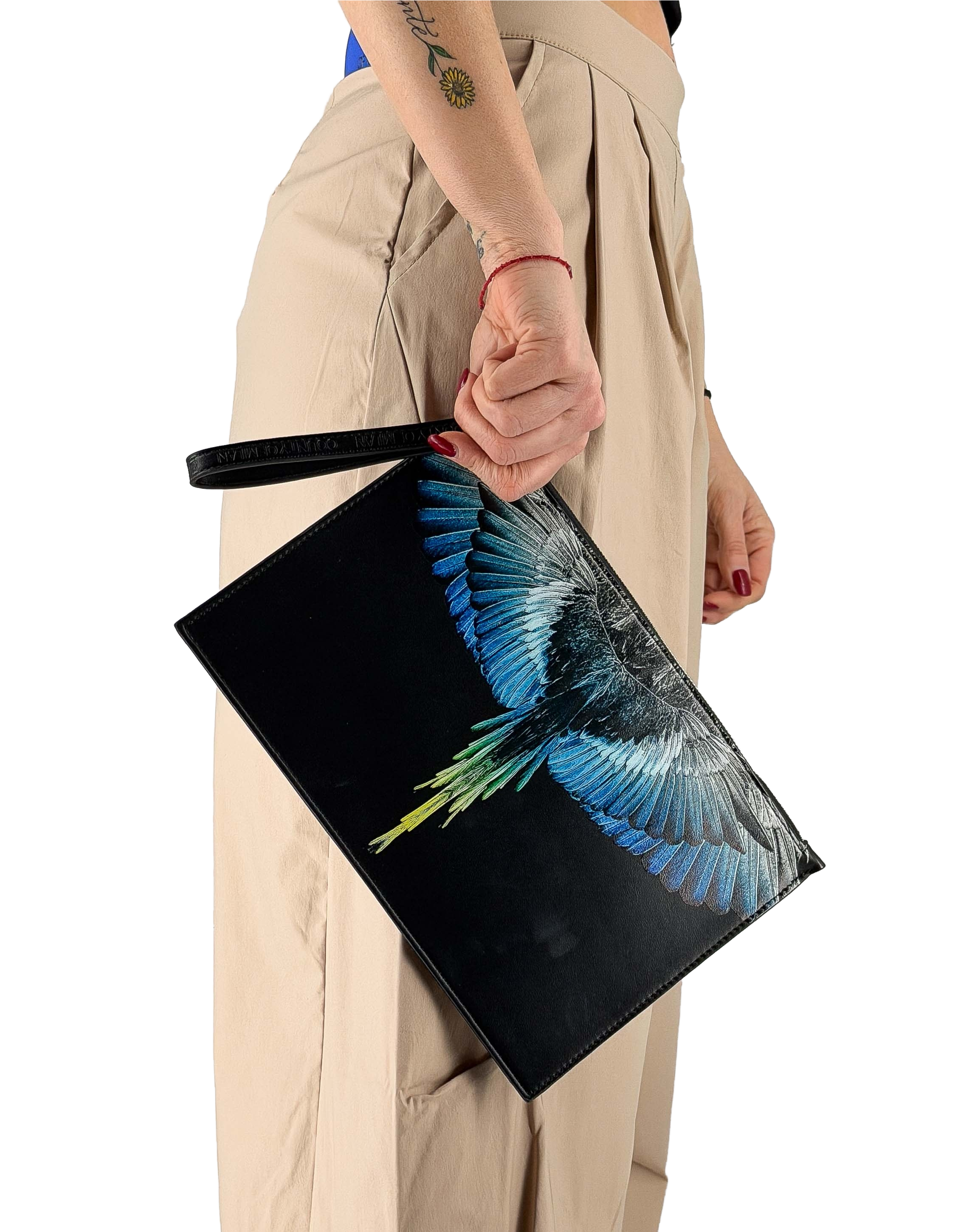 Marcelo Burlon - County Of Milan Pochette Black / Royal Wings – vista principale – Master SKU MBU_COMAS260335UNICA0895_UNICABLACK_ROYAL_WINGS