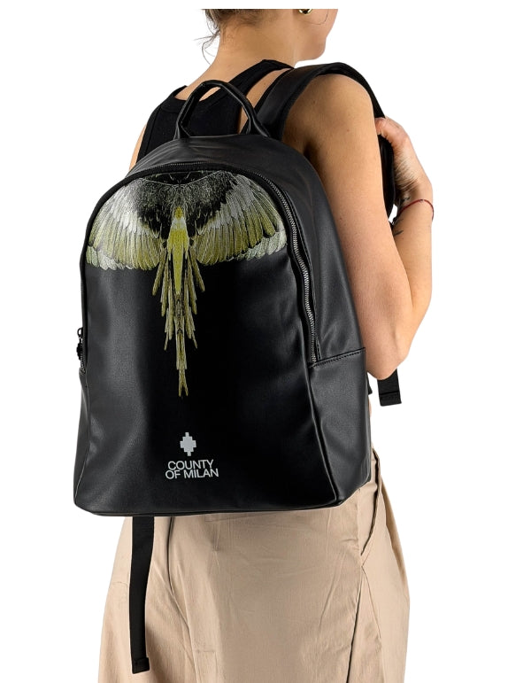 Marcelo Burlon - County Of Milan Zaino Stampa Black / Yellow Wings – dettaglio prodotto 2 – Master SKU MBU_COMAS260313UNICA0898_UNICABLACK_YELLOW_WINGS