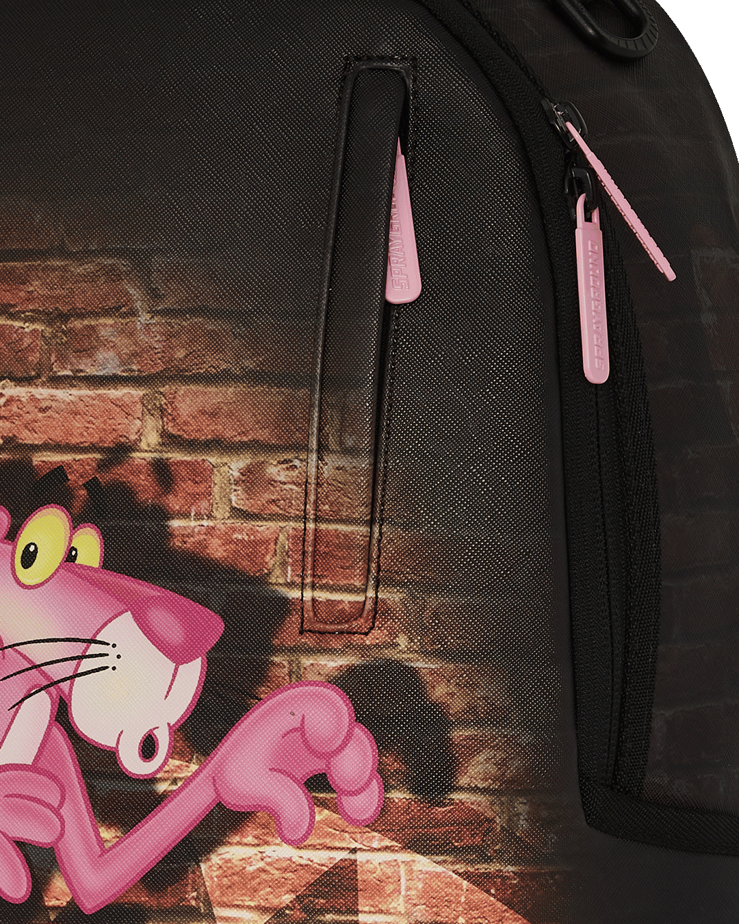 Sprayground Pink Panther Caught Sneaking Dlxr Backpack – dettaglio prodotto 2 – Master SKU SPR_910B6978NSZ
