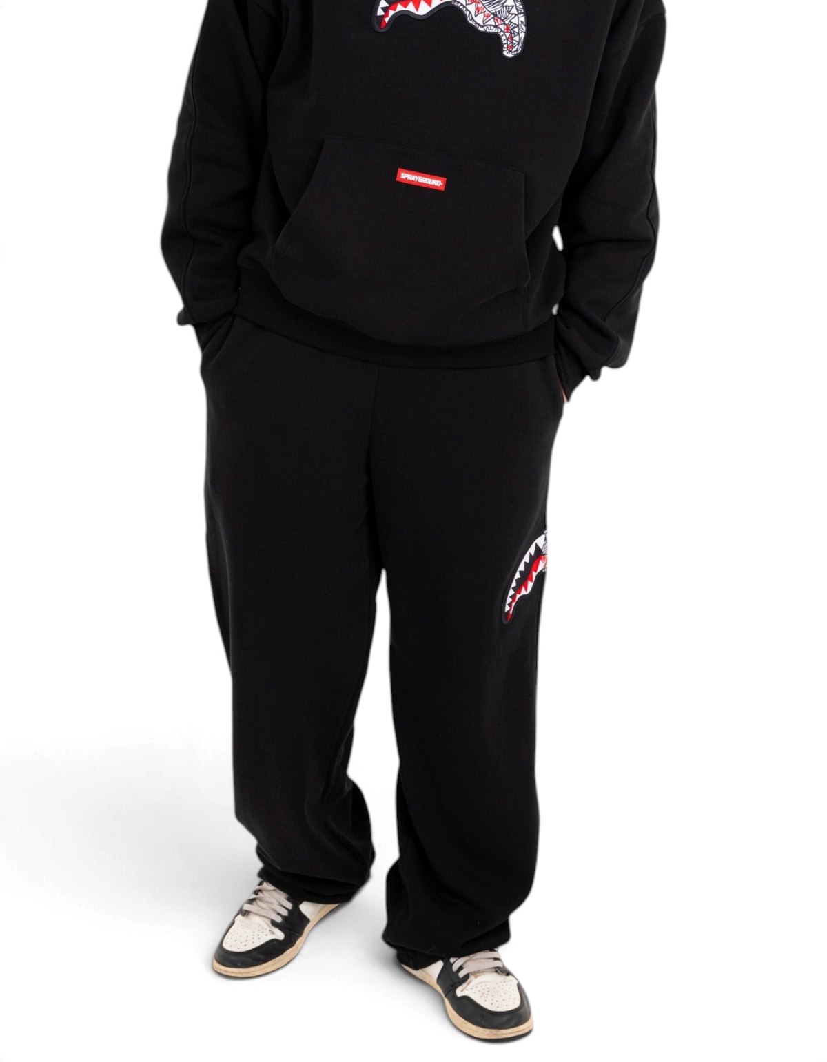 Sprayground Sketch Shark Over Pants nero - indossato, figura intera