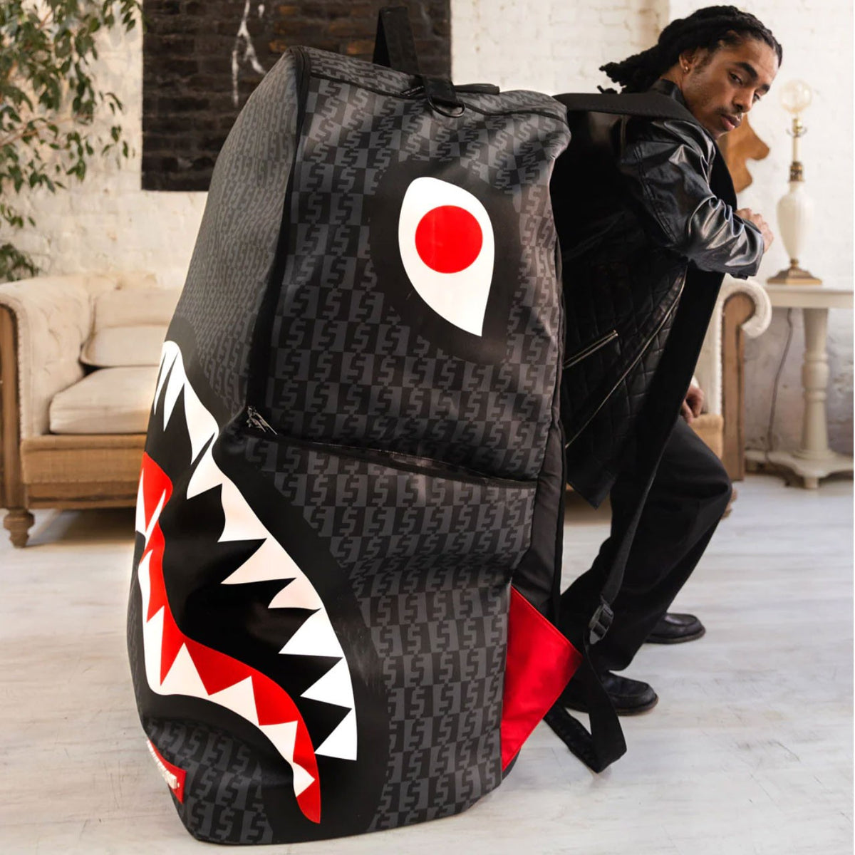 Sprayground Zaino MONEY CHECK GREY BACKPACK XXXXL – dettaglio prodotto 4 – Master SKU SPR_910B4854NSZ