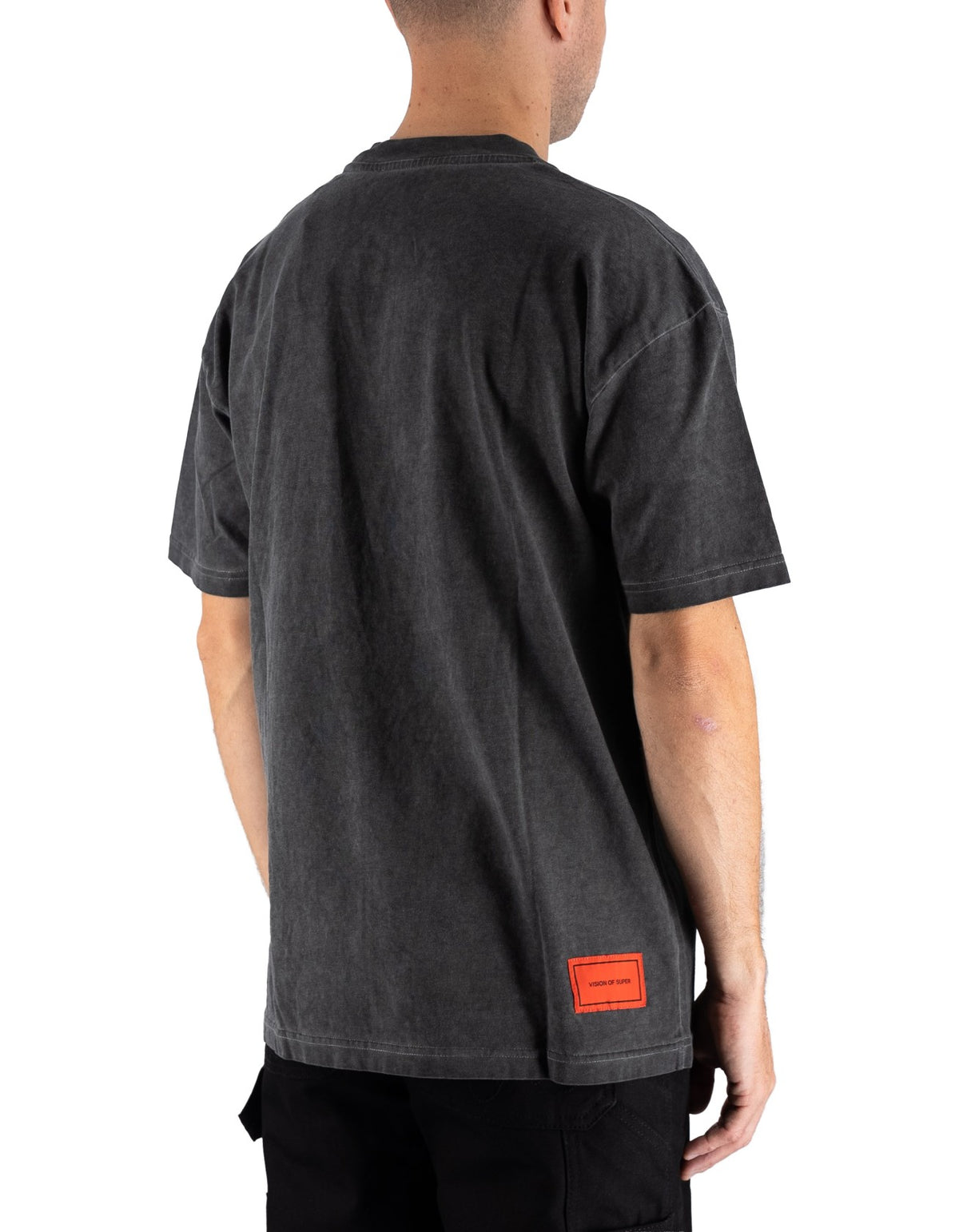 Vision Of Super Stone Wash Black Tee With Embroidered Hearth On The Neck And Patch On Back Stone Wash – dettaglio prodotto 5 – Master SKU VOS_VS006TE-04_STONE_WASH