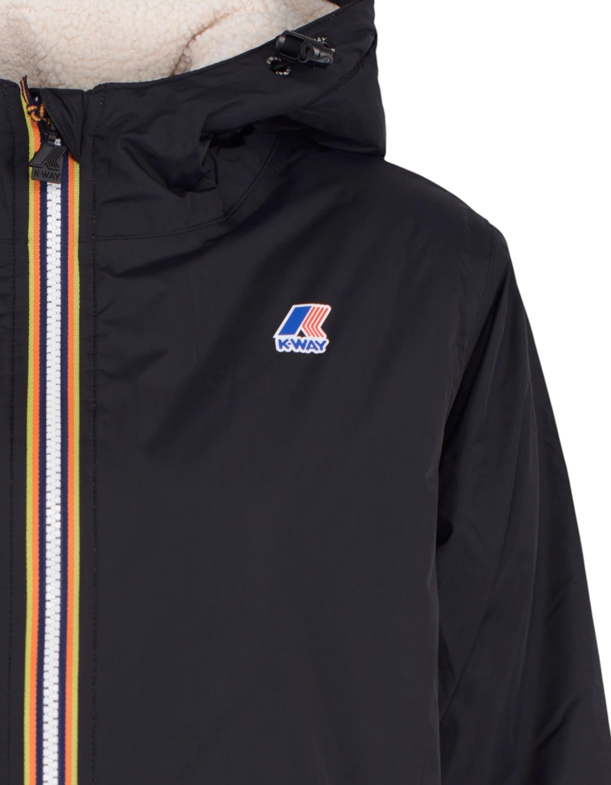 Giacca K-Way Jacinthe Orsetto nera con interno in pile bianco e zip iconica, proposta da DevidLabel