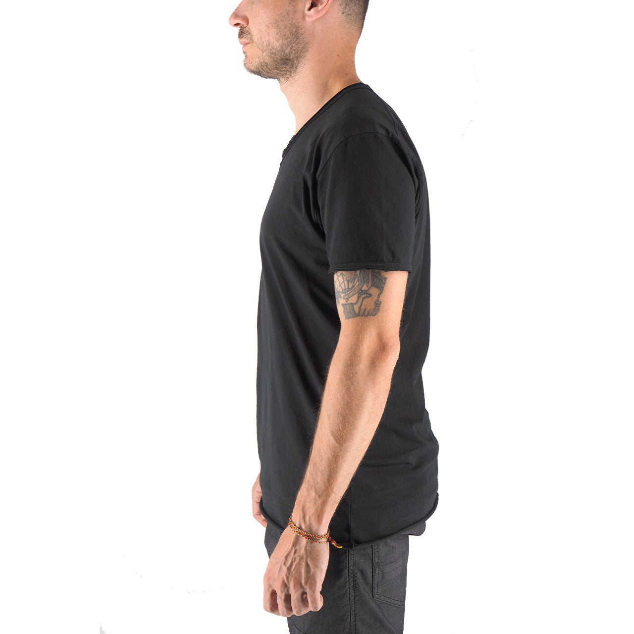 T-Shirt 100% Cotone Scollo A V Nero Mosca
