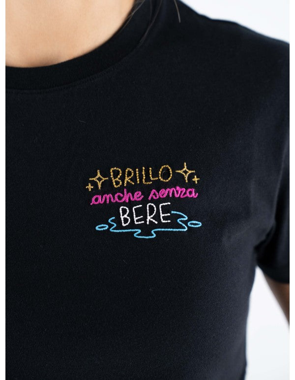 Emilie w Brillo T-shirt