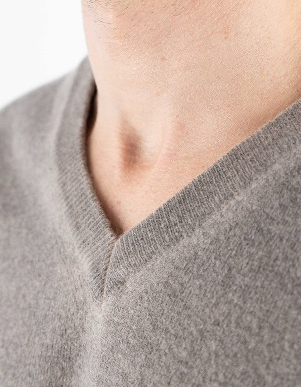 Maglia Helsinki Scollo A V Tortora