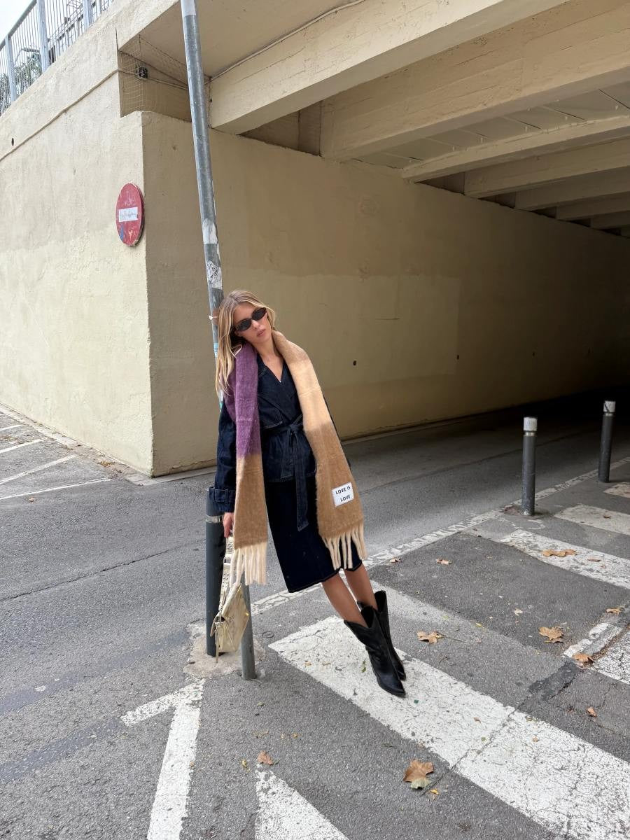 Sciarpa “Love Is Love” – Verb To Do