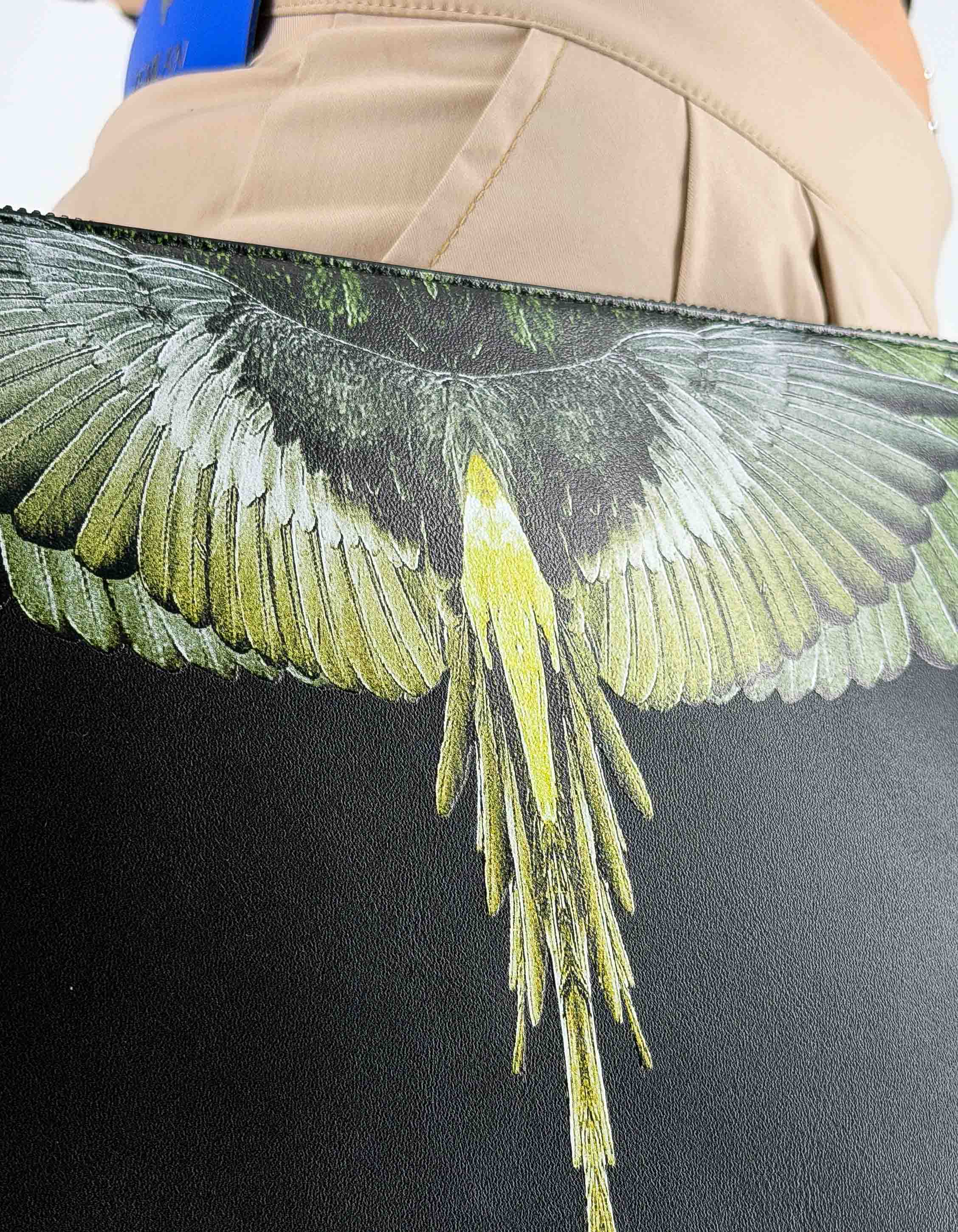 Pochette Black / Yellow Wings