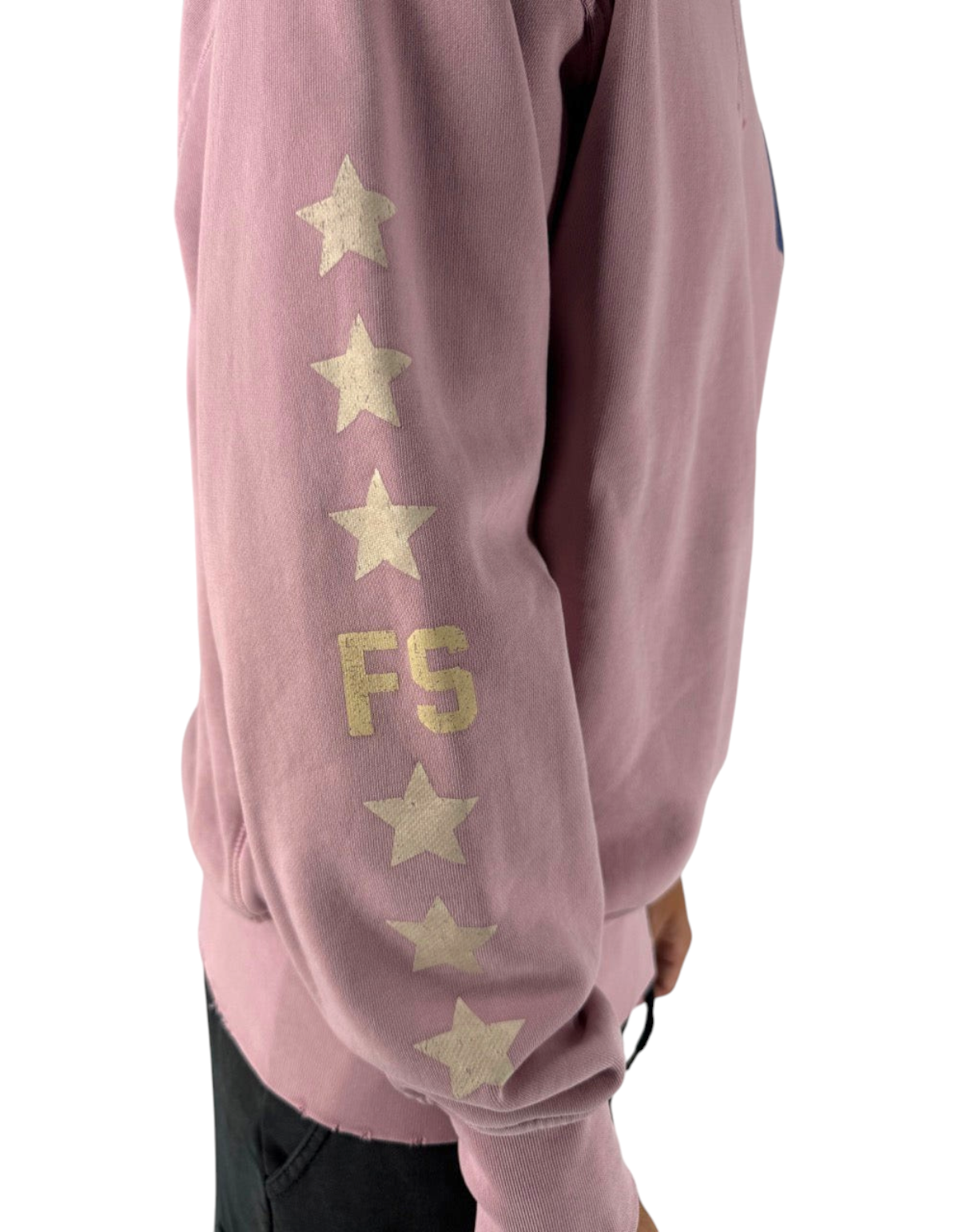 Felpa girocollo rosa DevidLabel con stampa di stelle e logo FS sulla manica, stile casual in cotone