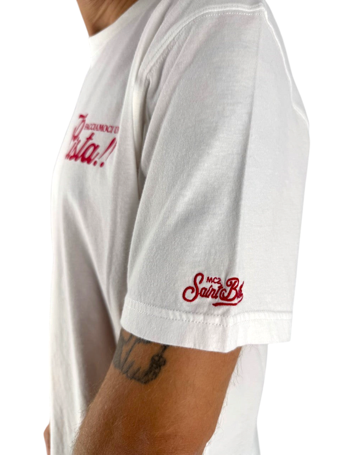 T-shirt bianca DevidLabel MC2 Saint Barth modello Arnott Warm con stampa rossa e logo sulla manica