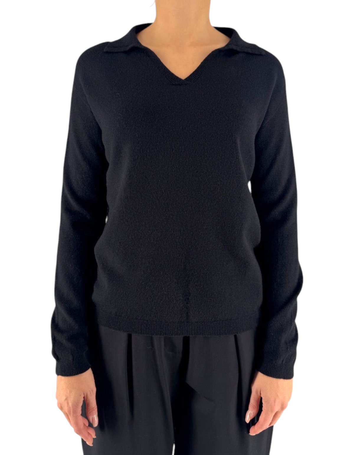 Maglione Manila Grace con collo polo color meteorite, modello femminile a maniche lunghe per look autunnali