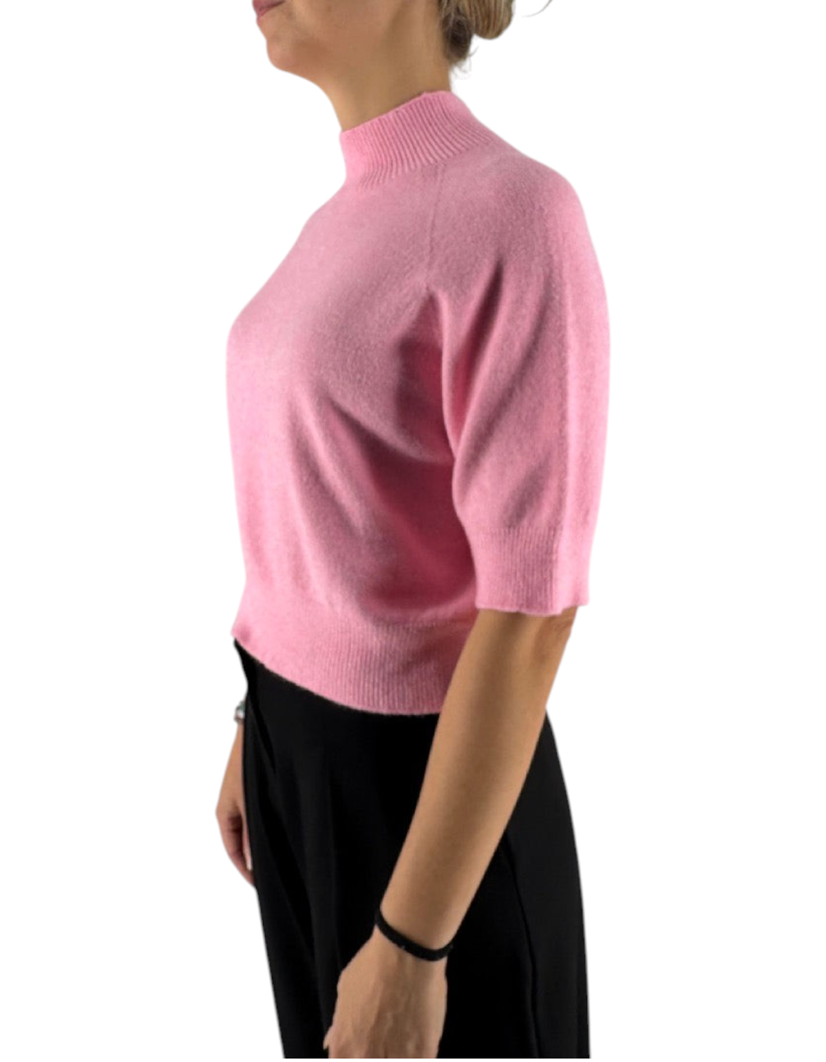 Maglia Manila Grace a manica corta color rosa candy con collo a lupetto e finiture a costine, vestibilità cropped