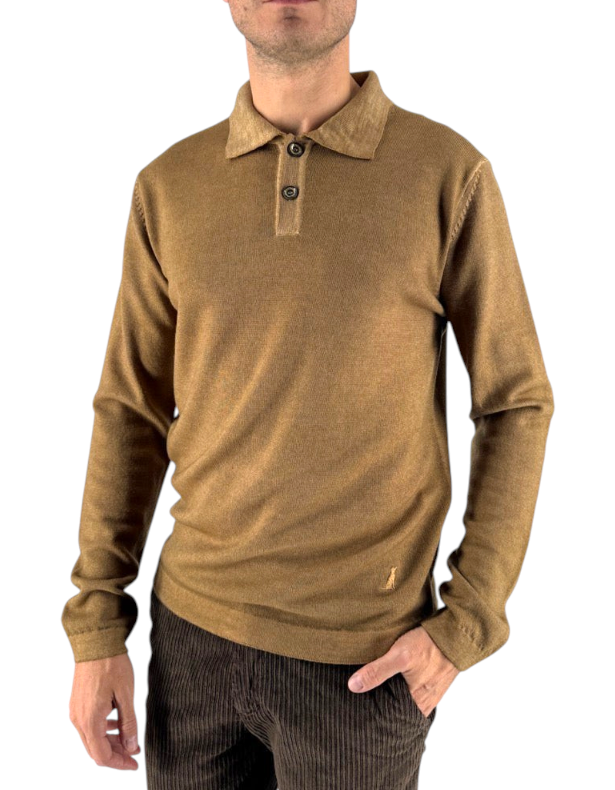 Polo in maglia DevidLabel Reykjavik color nocciola in 100% lana Merinos con maniche lunghe e chiusura a due bottoni