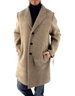 Modello indossa cappotto Distretto 12 Alba color cacha in velluto a coste con chiusura a tre bottoni e tasche a filetto