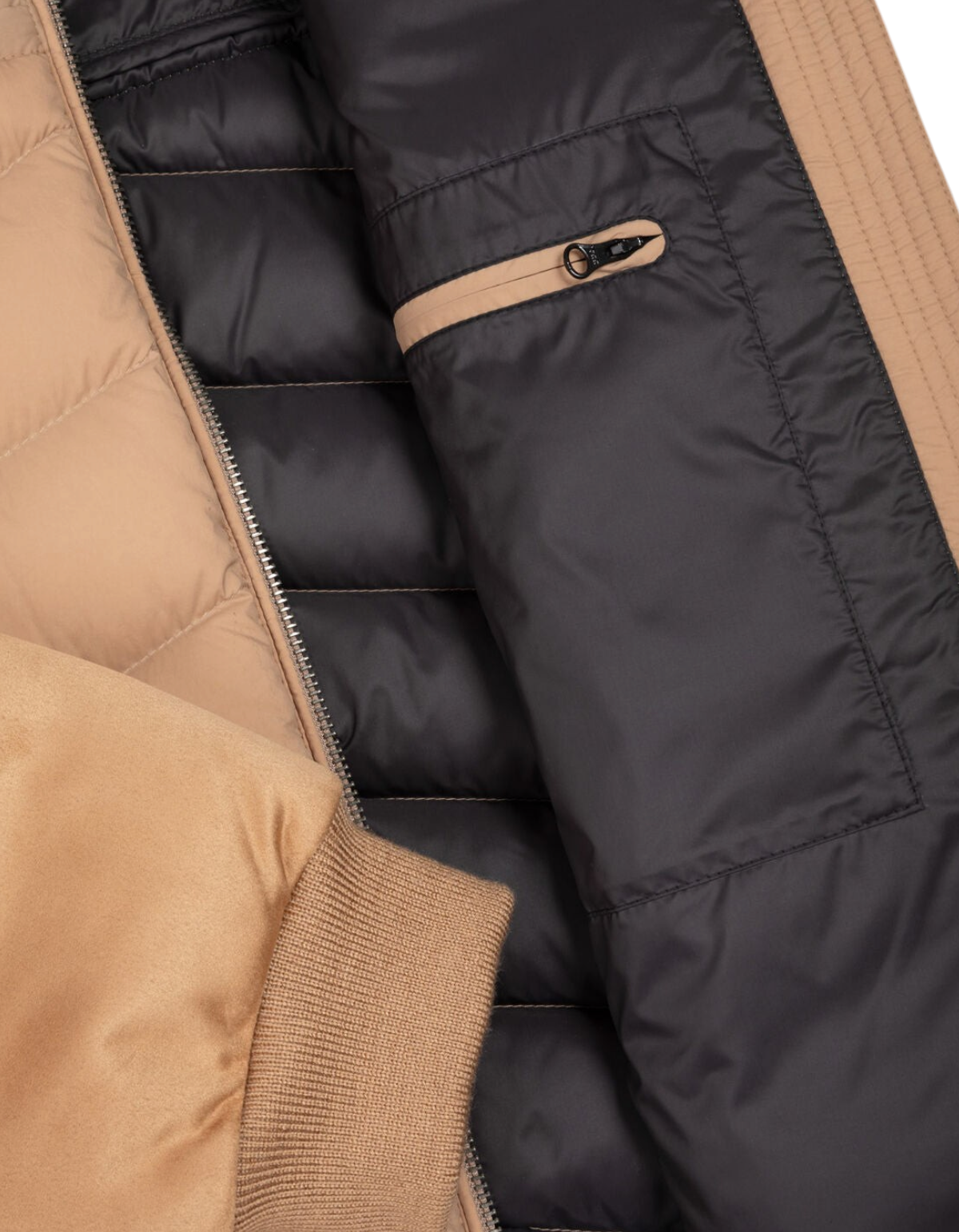 Colmar Originals Bomber in piuma con dettagli suede beige Marrakech, indossato, vista posteriore
