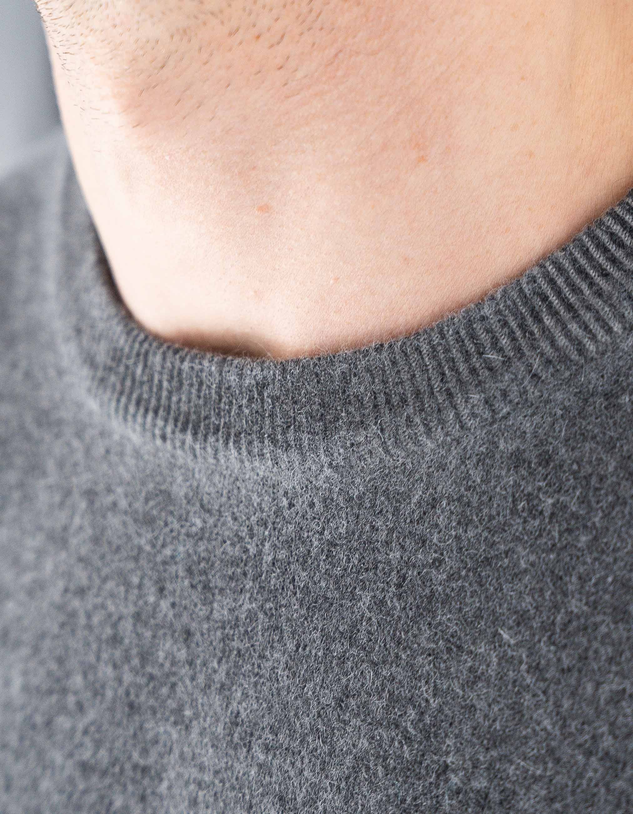 Devid Label Bergen - Maglia Girocollo - Lana Cashmere, Grigio – dettaglio prodotto 2 – Master SKU DL_DL006_GRIGIO_CAMPIONE