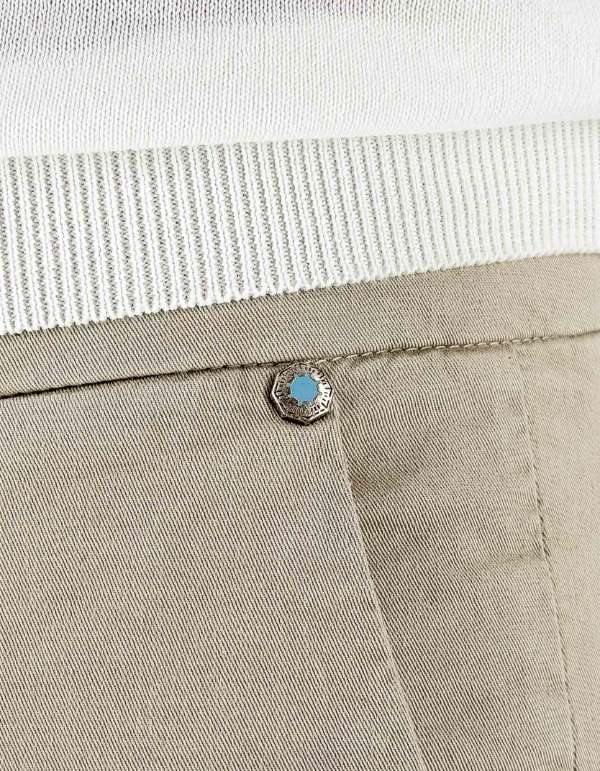 Devid Label Brighton - Pantalone Chino - Capri – dettaglio prodotto 2 – Master SKU DL_CHINO ESS1030 CALCE
