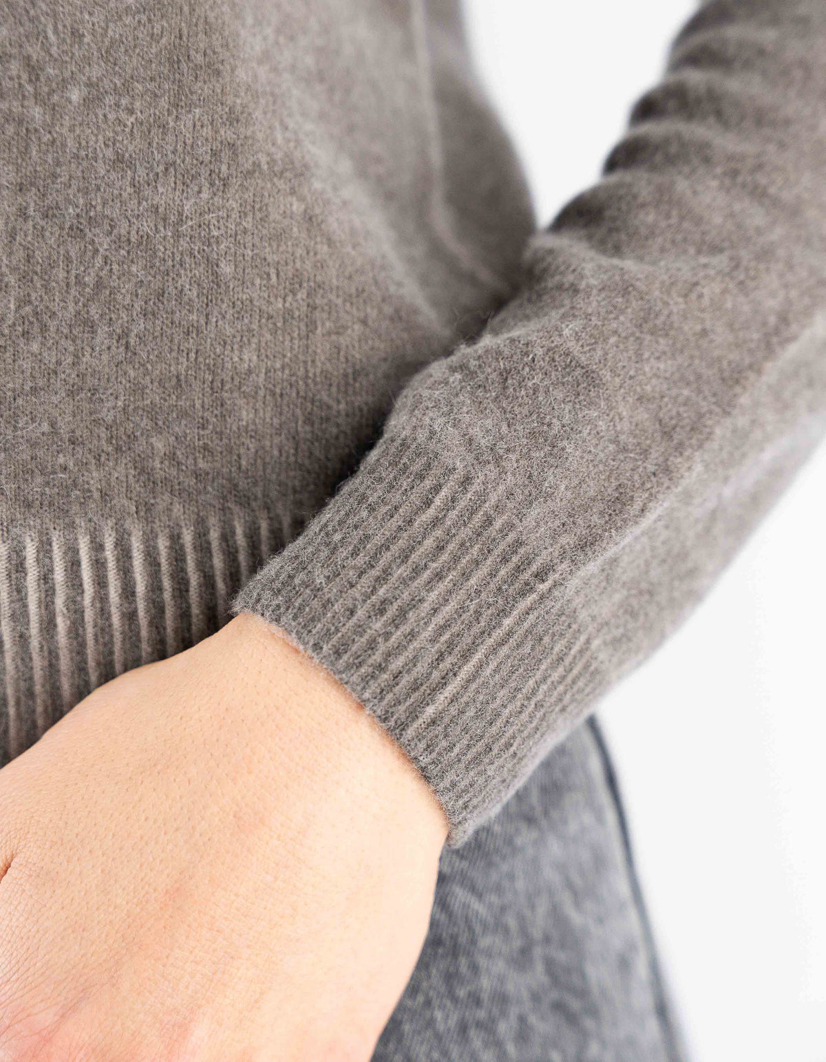 Devid Label Inari - Polo in Maglia - Lana Cashmere, Tortora – dettaglio prodotto 4 – Master SKU DL_DL021_TORTORA_CAMPIONE