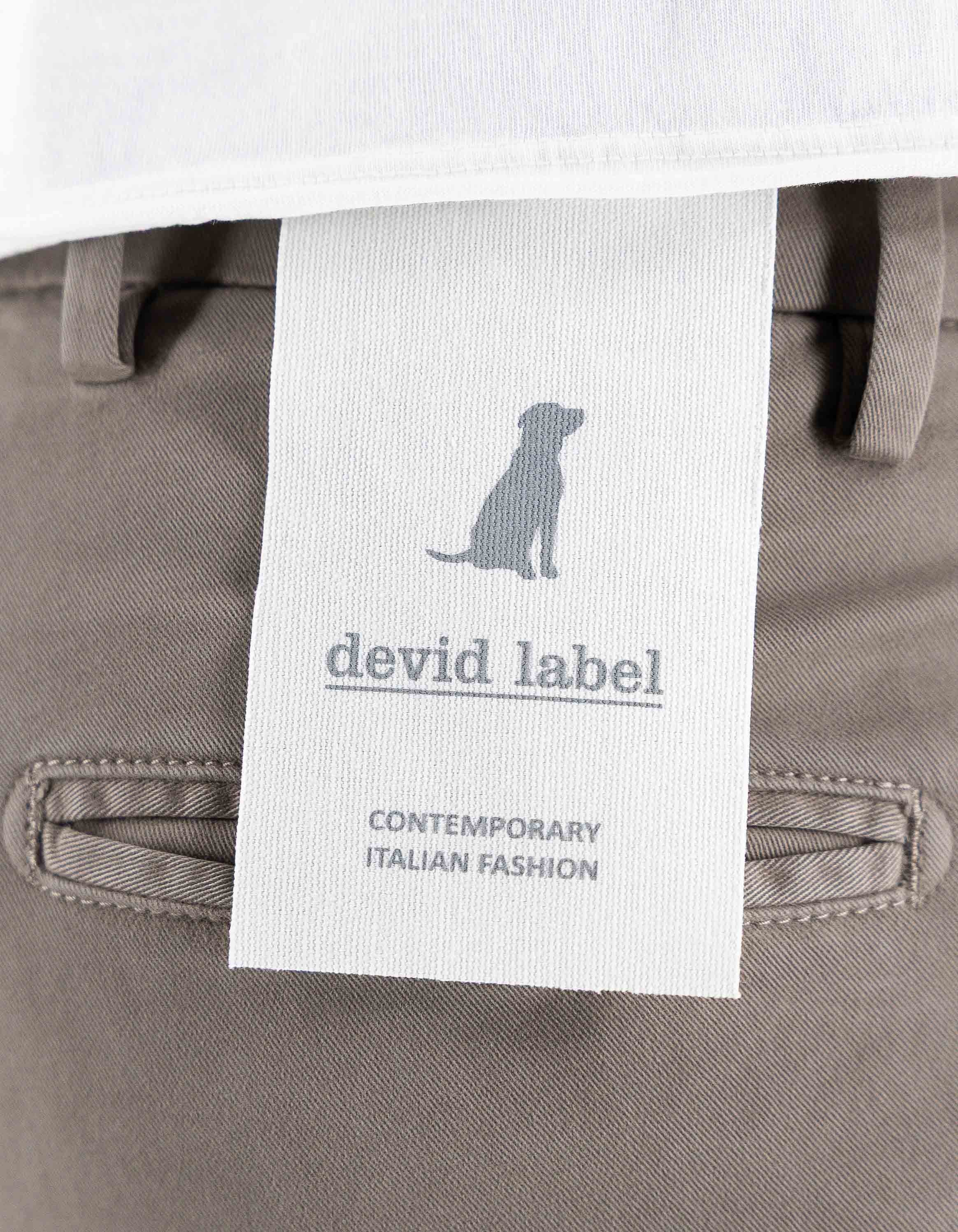 Devid Label Stanford - Pantalone Chino - Classic, Tortora – dettaglio prodotto 6 – Master SKU DL_CHINO_IMP_ESS1030-TORTORA