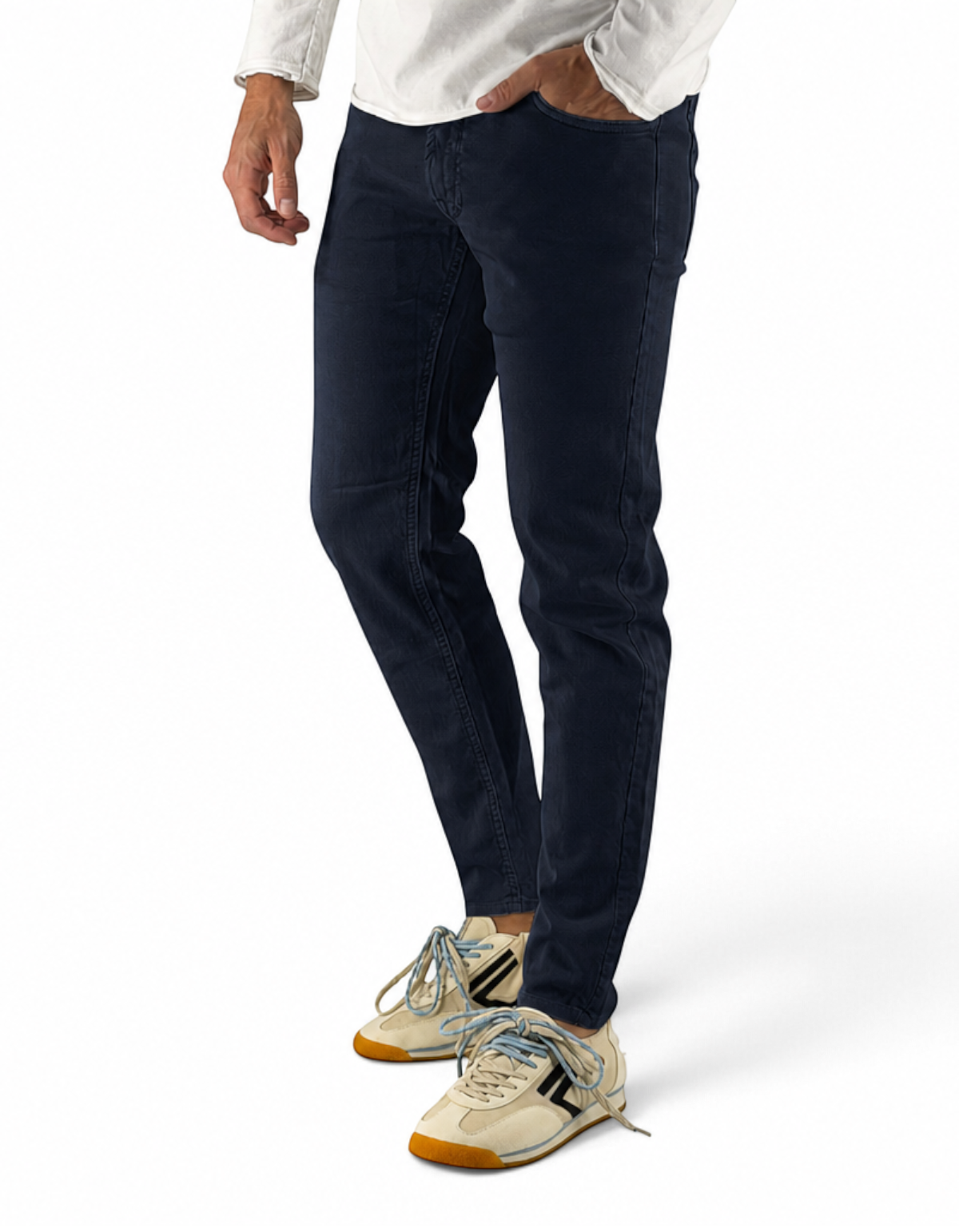 Pantalone uomo DevidLabel modello Globe blu navy in Tencel e cotone stretch con vestibilità slim e gamba affusolata