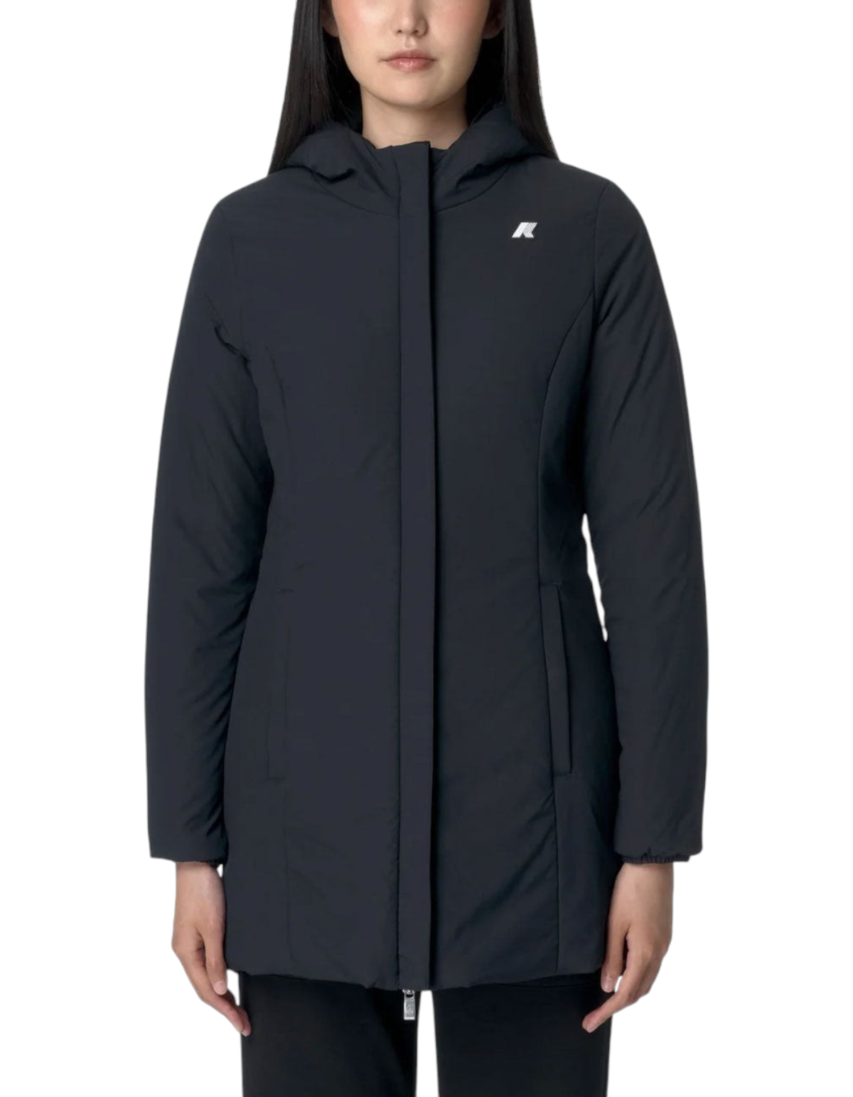 Modella indossa giacca K-Way Denise ST Warm Double nera e blu scuro con cappuccio, proposta da DevidLabel