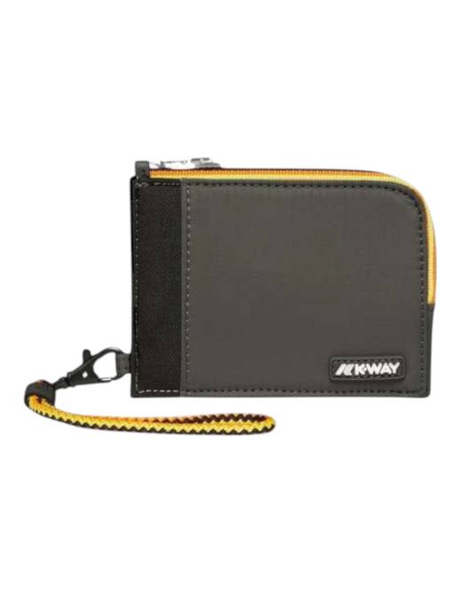 Pouches & crossbody bags