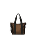 Borsa tote impermeabile Rains Tote Bag Mini color marrone Comet con manici neri, disponibile su DevidLabel