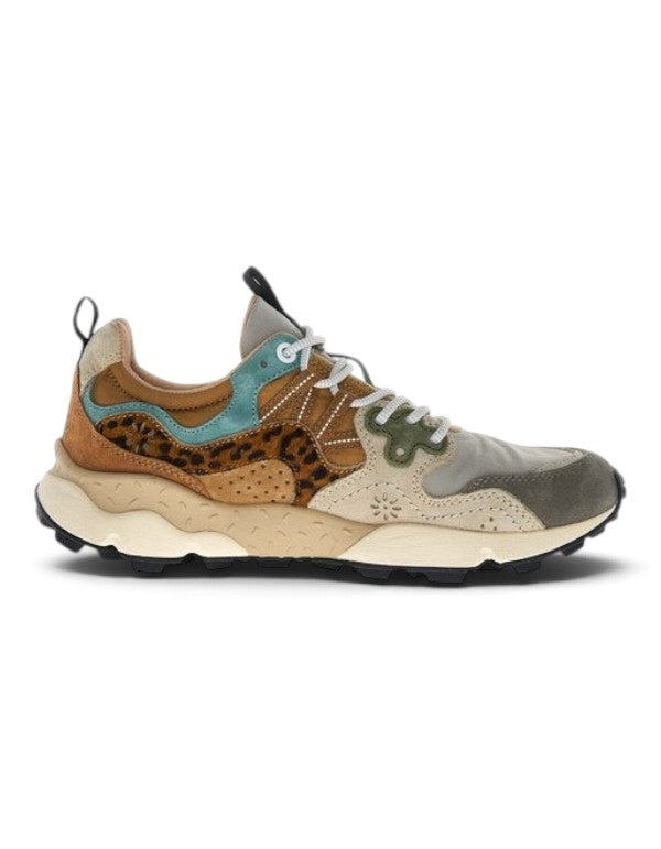 Sneaker unisex DevidLabel Flower Mountain Yamano 3 in suede, nylon e pony hair con dettagli animalier taupe e rame.
