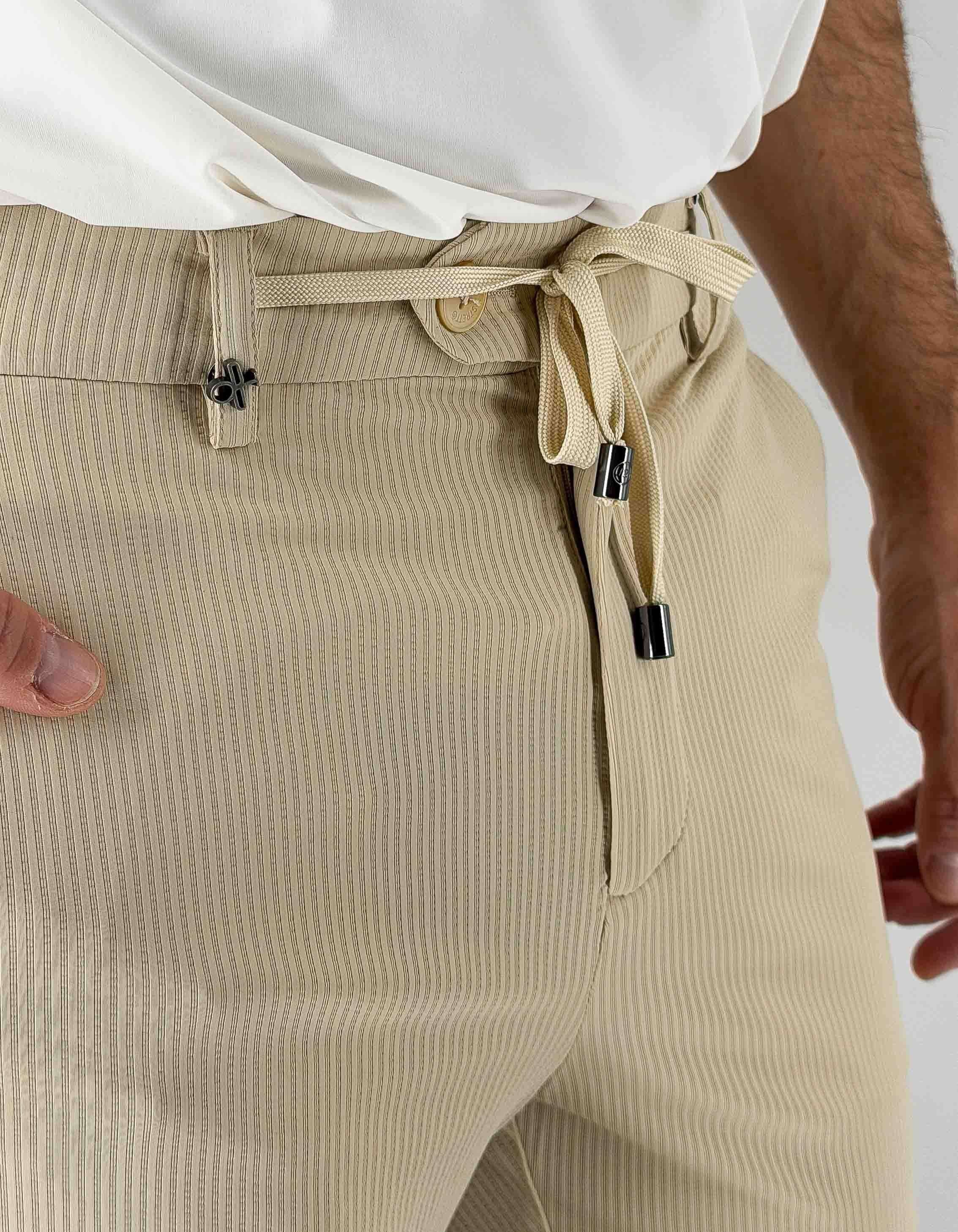 Distretto 12 Pantalone 32" York T. Leccio Travertino – dettaglio prodotto 3 – Master SKU D12_FC6UPA1659T0893DD320003_TRAVERTINO