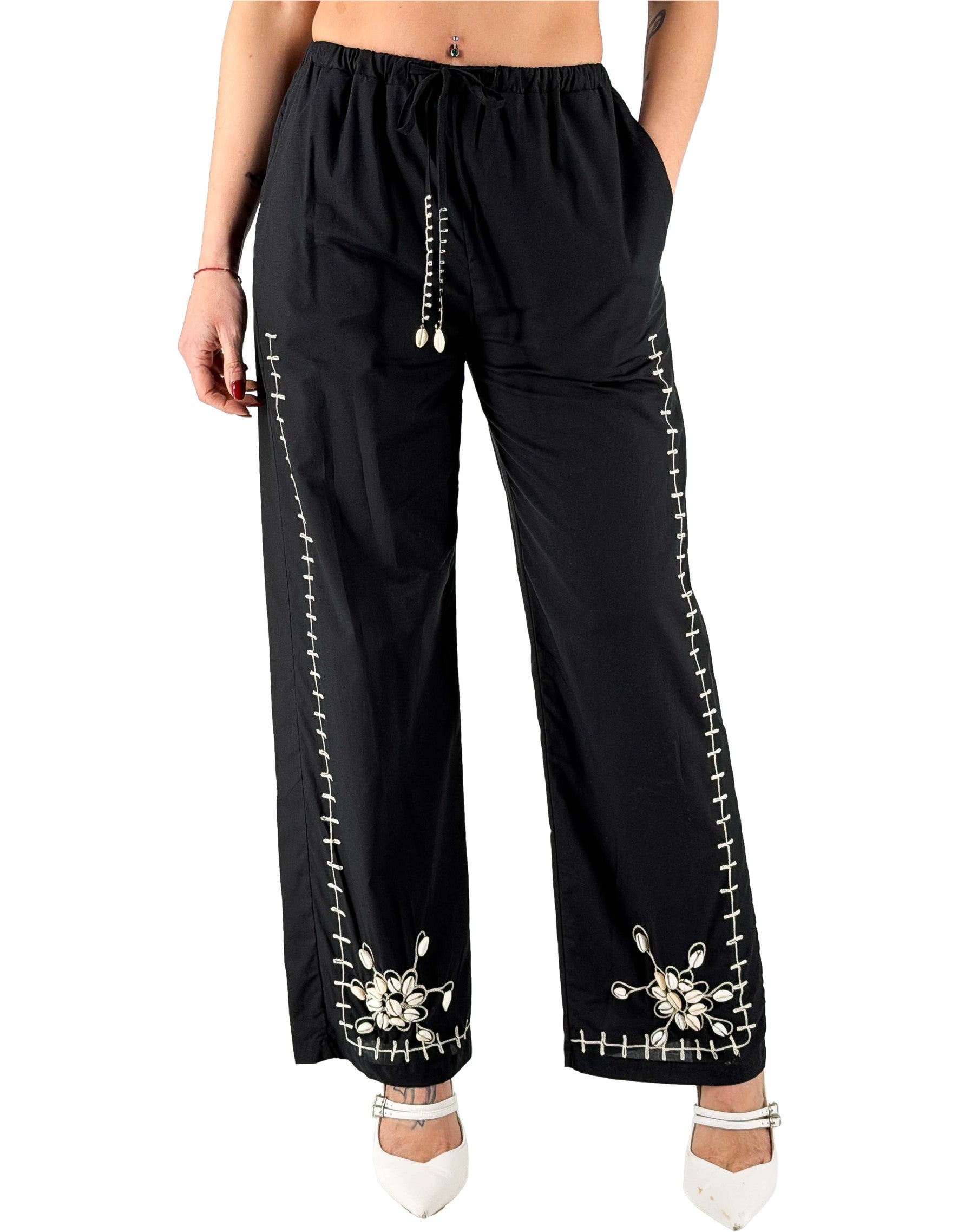 Front Street Pantalone Con Ricami E Conchiglie Nero – vista principale – Master SKU FST_37251_NERO
