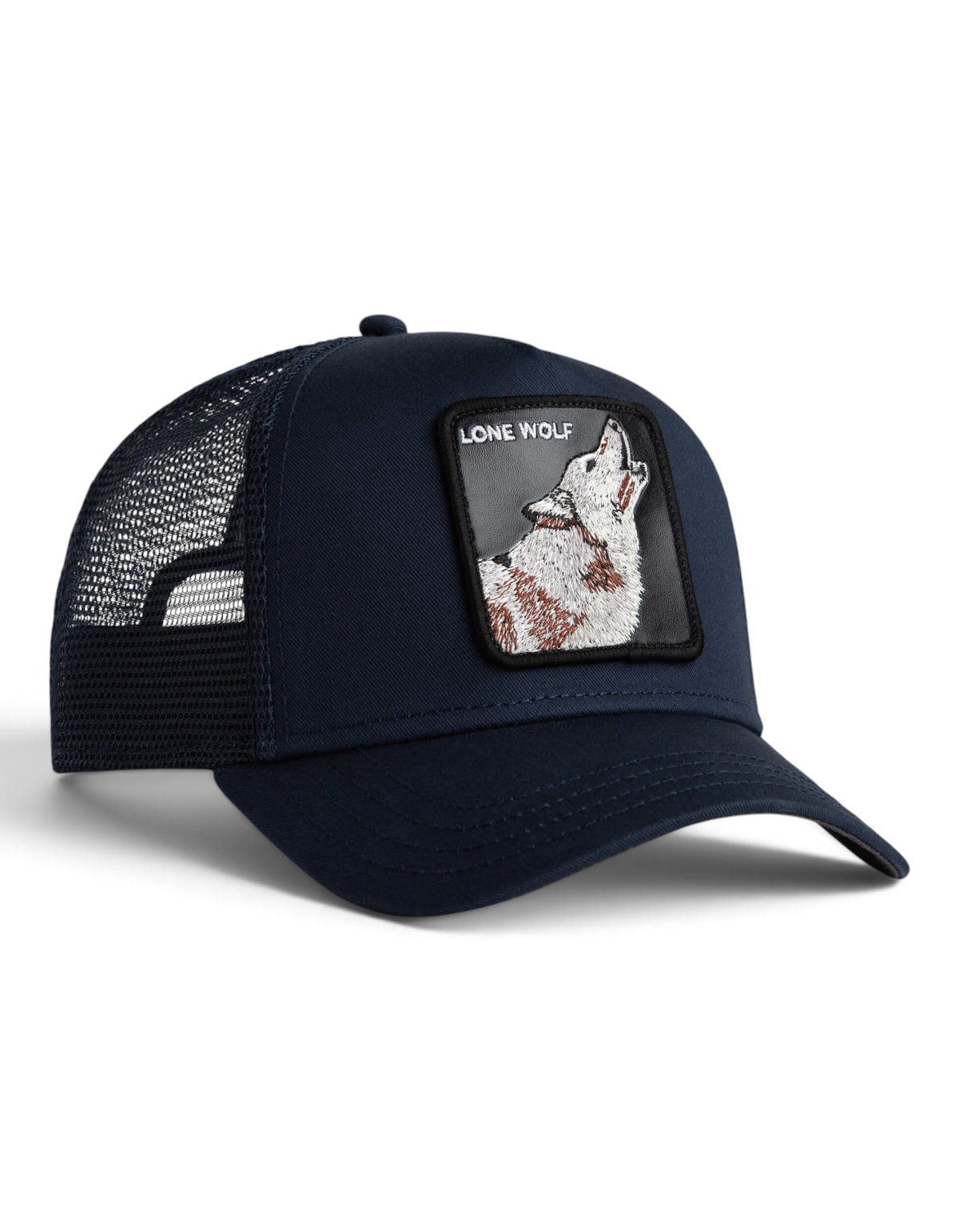 Cappellino trucker DevidLabel Goorin Bros Lone Wolf blu con patch ricamata di un lupo che ulula, stile streetwear.