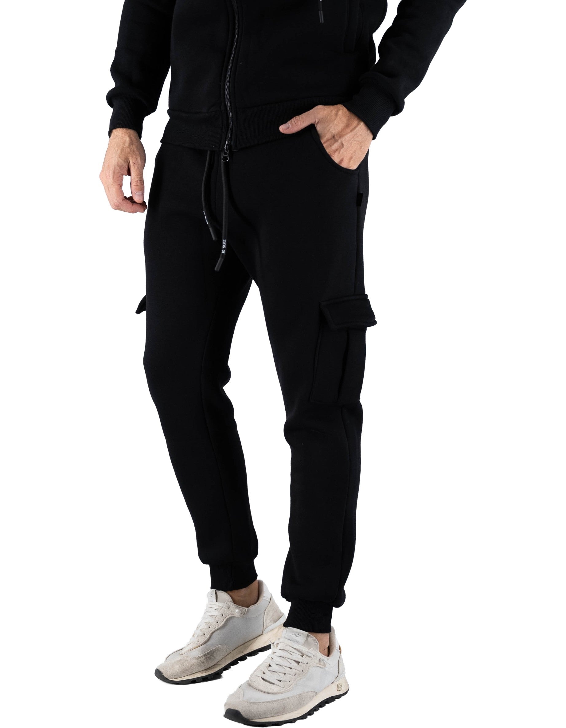 Ko Samui Basic Cargo Sweatpants Man Black – vista principale – Master SKU KSU_KPBW_BASIC_F5_BLACK
