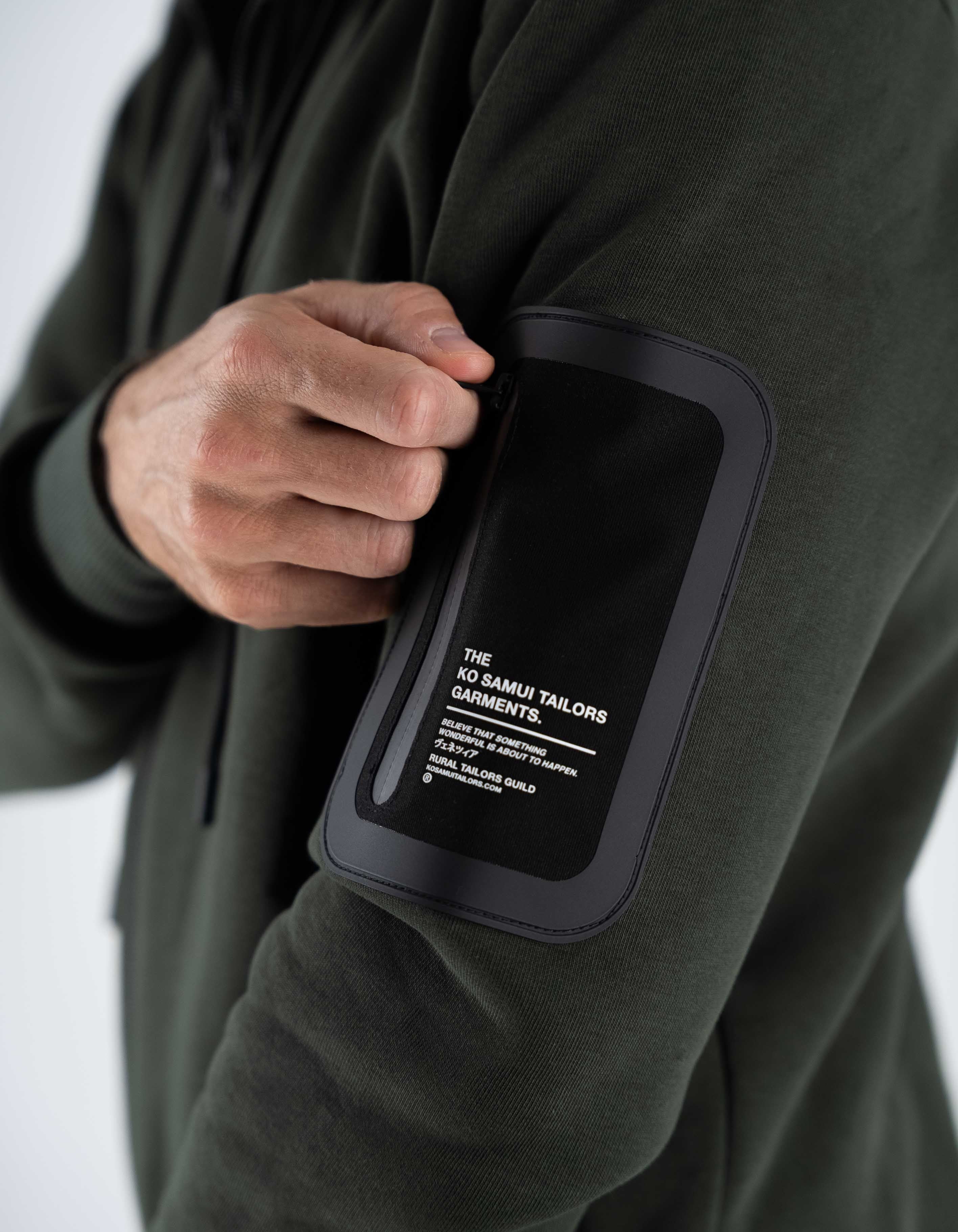 Ko Samui Repocket Full Zip Hoodie Military – dettaglio prodotto 2 – Master SKU KSU_KHZW_W128_REPOCKET_MILITARY