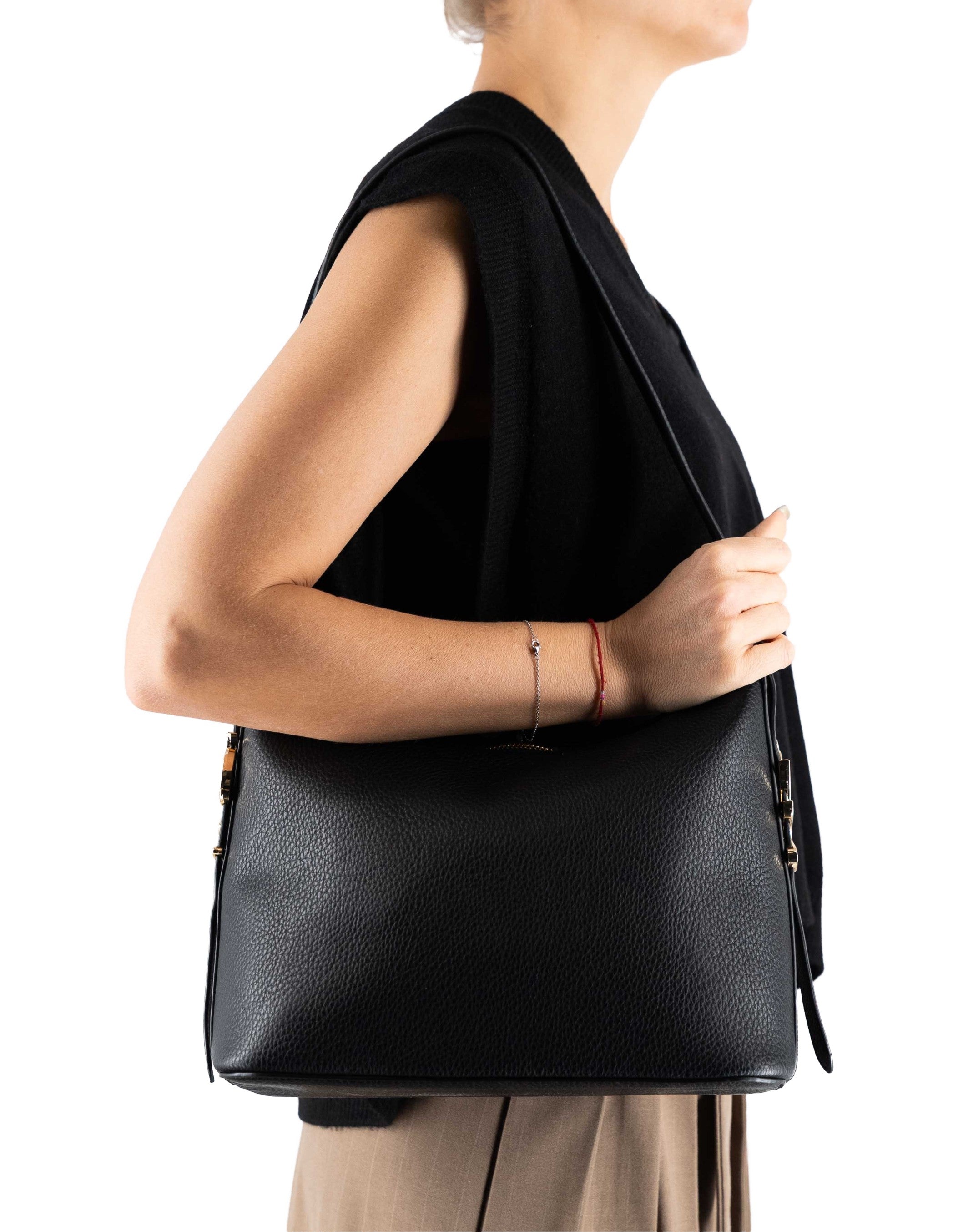 Manila Grace Hobo Bag Mg Lettering Nero – vista principale – Master SKU MNG_B810EU_MA001