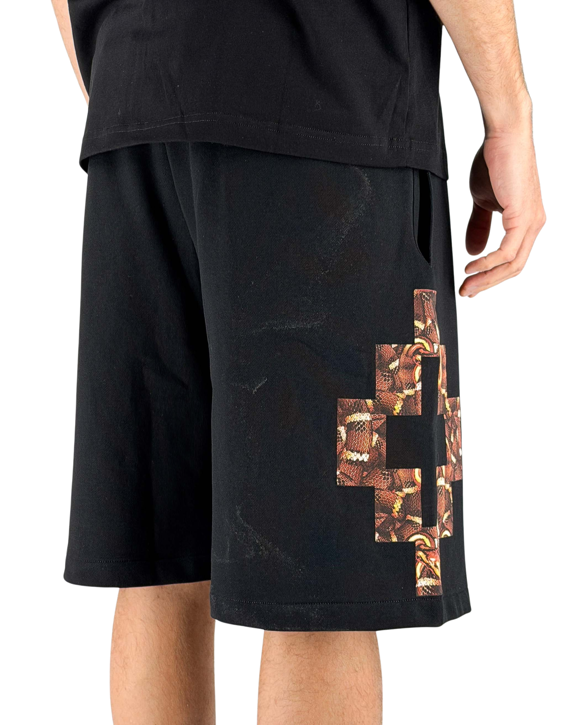 Marcelo Burlon - County Of Milan Bermuda In Felpa Logo Snake Nero – dettaglio prodotto 4 – Master SKU MBU_S6CMMABE054_110